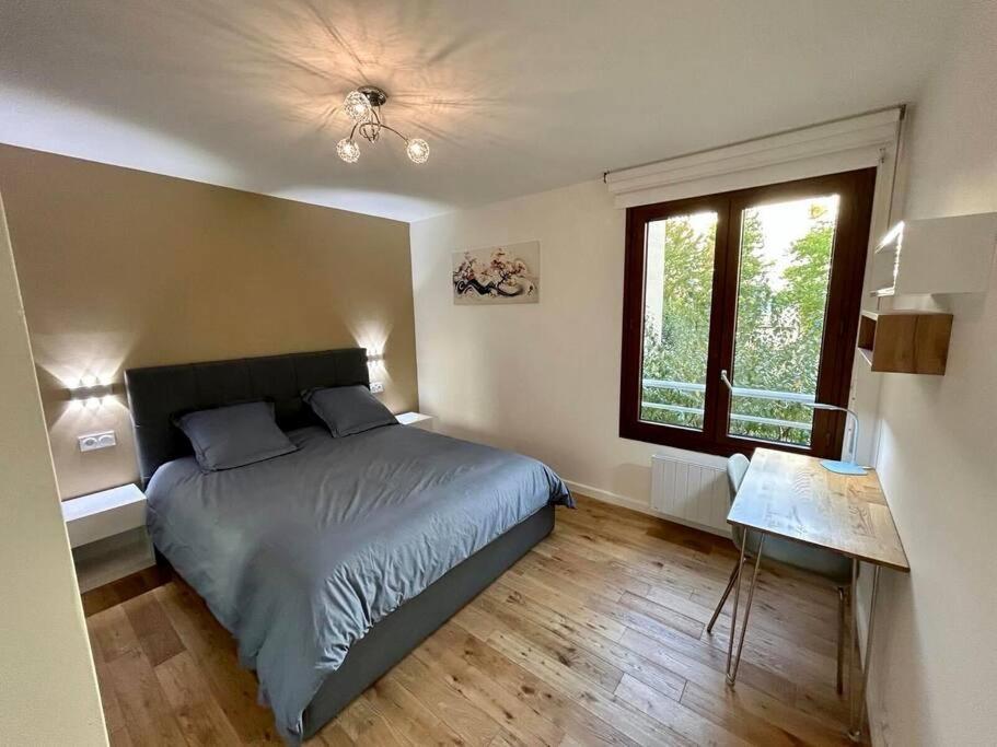 Splendid 92M2 Renovated, 4 Rooms Charenton-le-Pont Exteriör bild